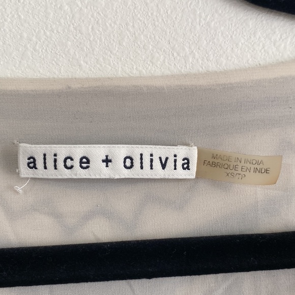 Alice + Olivia XS Aztec Tribal Deco Style Embroidered Mini Shift Dress Red White - Picture 6 of 8